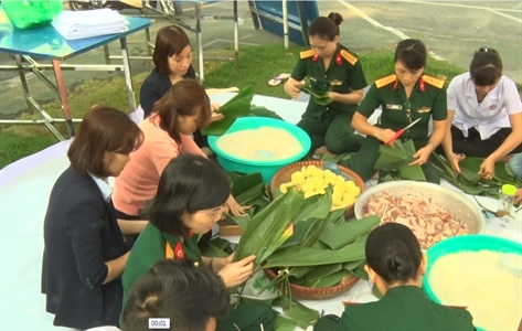 Bệnh viện Quân y 175: Hội thi gói bánh chưng – mừng Xuân Mậu Tuất 2018