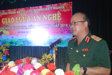 Thiếu tướng Du Trường Giang tham dự các hoạt động đón giao thừa tại các đơn vị