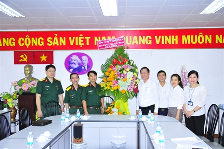 Bộ Tư lệnh thành phố chúc mừng lãnh đạo các cơ quan, bệnh viện nhân ngày Thầy thuốc Việt Nam 27/2