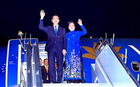 Chủ tịch nước bắt đầu chuyến thăm cấp Nhà nước tới Cộng hòa Ấn Độ