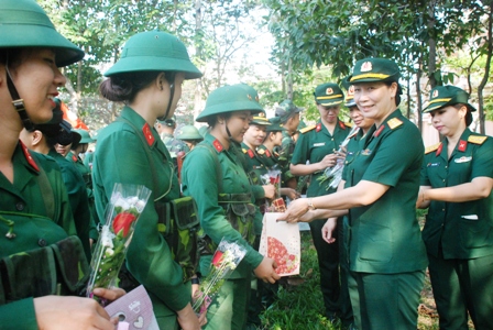 Phụ nữ Quân khu 7 thực hiện hiệu quả công tác Hội và các phong trào thi đua