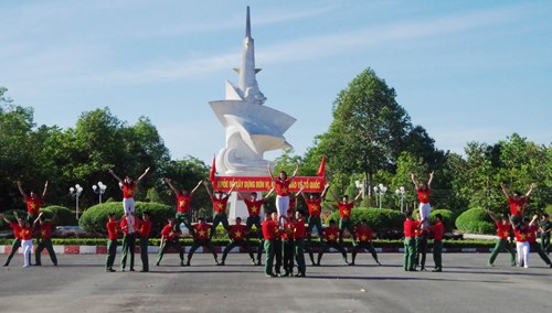 Những ngày nghỉ vui của chiến sĩ trẻ