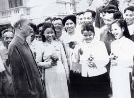Lời Bác Hồ dạy ngày này năm xưa: Chủ nghĩa xã hội là làm cho mọi người dân được ấm no, hạnh phúc và học hành tiến bộ