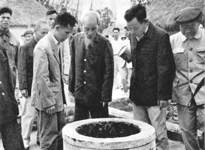 Lời Bác Hồ dạy ngày này năm xưa: Cán bộ phải tuyệt đối tránh bệnh quan liêu, mệnh lệnh