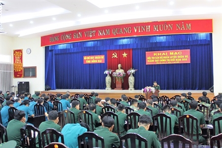 ​Tỉnh Đồng Nai: Hội thi cán bộ chính trị, quân sự giỏi