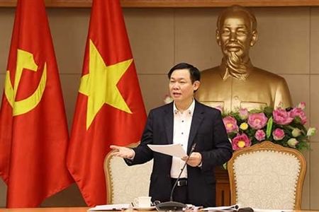 Cải cách chính sách tiền lương để nâng cao đời sống cho cán bộ, công chức, viên chức, lực lượng vũ trang và người lao động trong doanh nghiệp