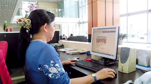 Đấu tranh quan điểm sai trái trên mạng xã hội