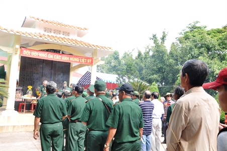 Long Khốt – Điểm hẹn nghĩa tình