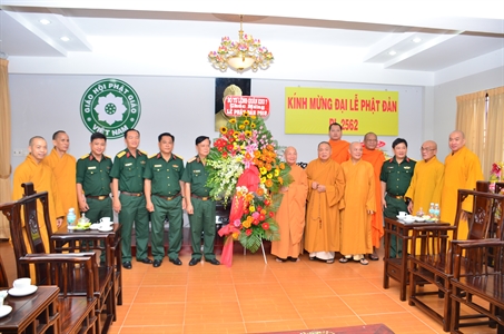 Quân khu 7 chúc mừng Đại lễ Phật Đản 2018
