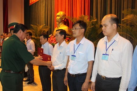 Quân khu 7 bế giảng lớp bồi dưỡng kiến thức quốc phòng – an ninh đối tượng 2, khóa 92