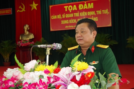 Trung đoàn 271 tọa đàm sĩ quan trẻ