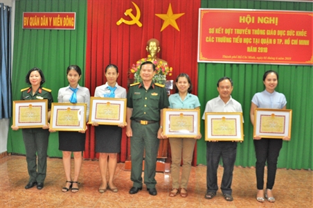 Bệnh viện Quân Dân Y Miền Đông sơ kết truyền thông giáo dục sức khỏe cộng đồng