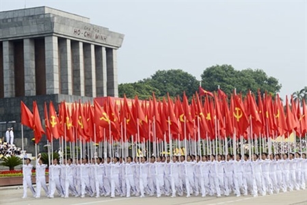Tự phê bình, tự nhận khuyết điểm biện pháp hữu hiệu của phòng, chống “tự diễn biến”, “tự chuyển hóa”