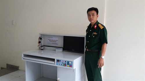 Người Trưởng khoa với mô hình dạy học tự làm