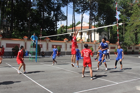 Khai mạc giải bóng chuyền mở rộng khối thi đua 4 cơ quan Quân khu