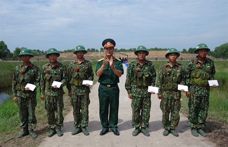 “Hoa hồng bắn giỏi”