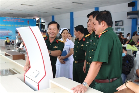 Bộ Tư lệnh Quân khu 7 kiểm tra Bệnh viện Quân y Miền Đông và Bệnh viện Quân y 7B