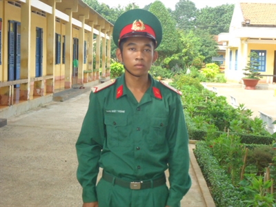 Chiến sĩ Thanh Nhật Thoáng vượt khó vì lý tưởng