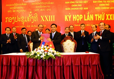 Ban công tác đặc biệt Chính phủ Việt Nam - Lào ký kết biên bản kỳ họp lần thứ XXIII