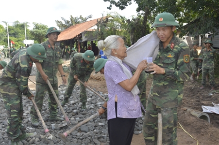 Trung đoàn 1, Sư đoàn 9 về nguồn tri ân