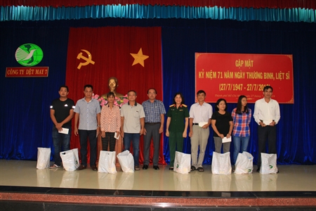 Công ty cổ phần Dệt may 7 tổ chức gặp mặt nhân kỷ niệm 71 năm ngày Thương binh – Liệt sĩ