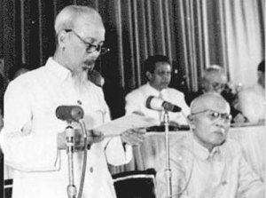 Lời Bác Hồ dạy ngày này năm xưa: Muốn hoàn thành tốt mọi việc, thì toàn thể đảng viên và cán bộ phải chấp hành nghiêm chỉnh đường lối và chính sách của Đảng