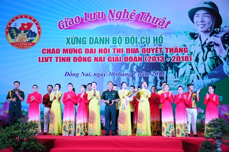 Giao lưu nghệ thuật “Xứng danh Bộ đội Cụ Hồ”
