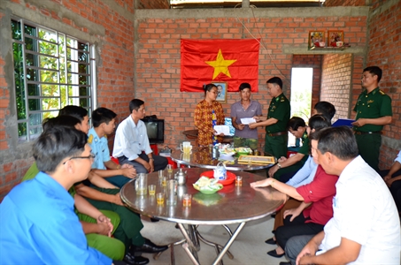 Biên phòng tỉnh Long An trao nhà nhân ái