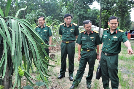 Bộ Tư lệnh Quân khu 7 kiểm tra công tác hậu cần, tài chính Sư đoàn 317