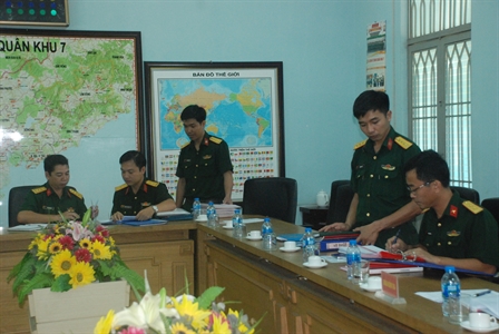 Dân chủ cơ sở ở Lữ đoàn thông tin 23