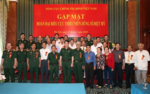 Thượng tướng Lương Cường gặp mặt Đoàn đại biểu cựu Thiếu niên Dũng sĩ diệt Mỹ