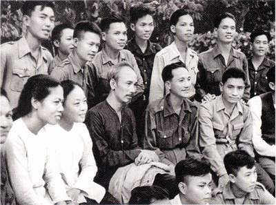 Lời Bác Hồ dạy ngày này năm xưa: “Đồng bào miền Nam thắng vì đoàn kết chặt chẽ, chiến đấu anh dũng và có chính nghĩa...".