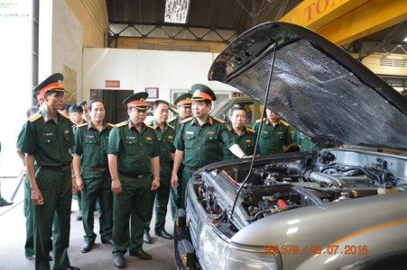 Lời Bác Hồ dạy ngày này năm xưa: “Xe, xăng là mồ hôi, nước mắt của nhân dân. Các chú phải chăm sóc xe, yêu xe như con, quý xăng như máu”