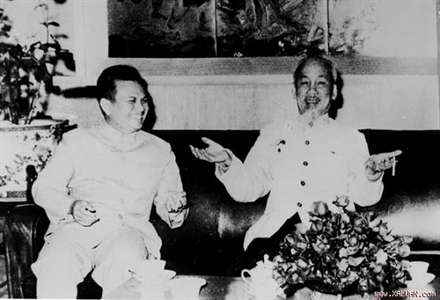 Lời Bác Hồ dạy ngày này năm xưa: “Giúp nhân dân nước bạn là tự giúp mình”.