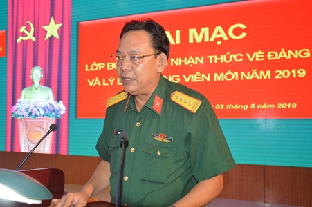 Đảng ủy quân sự tỉnh BR-VT bồi dưỡng nhận thức về Đảng cho đoàn viên ưu tú