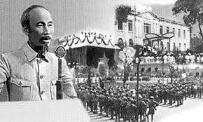 “Nhờ ai ta có hòa bình?
Nhờ người chiến sĩ quên mình vì dân”.
