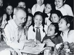 "Muốn dạy cho trẻ em thành người tốt thì trước hết các cô các chú phải là người tốt”