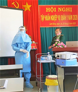 Bộ Chỉ huy Quân sự tỉnh Lâm Đồng bồi dưỡng nghiệp vụ quân y