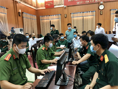LLVT tỉnh BR-VT phối hợp làm thẻ căn cước công dân