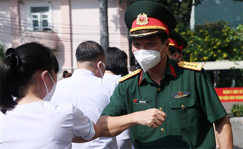 Bệnh viện Quân y 175 tăng cường nhân viên y tế cho Thành phố Hồ Chí Minh