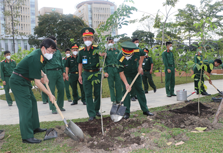 Trưởng ban Tuyên giáo Trung ương dự lễ phát động Tết trồng cây tại Bệnh viện Quân y 175