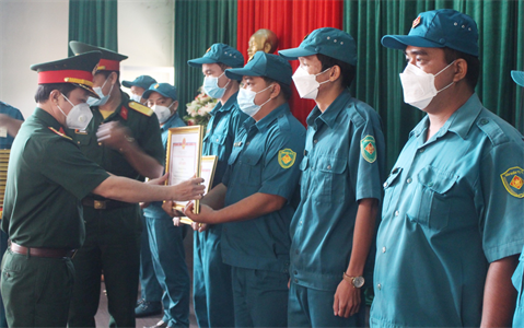 Thành phố Thuận An, tỉnh Bình Dương sơ kết các mô hình điểm về quân sự - quốc phòng địa phương, dân quân tự vệ