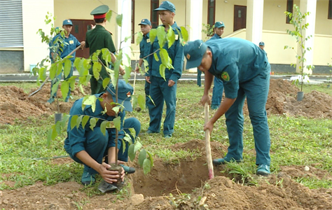 Bộ CHQS tỉnh Bình Dương phát động “Tết trồng cây đời đời nhớ ơn Bác Hồ”