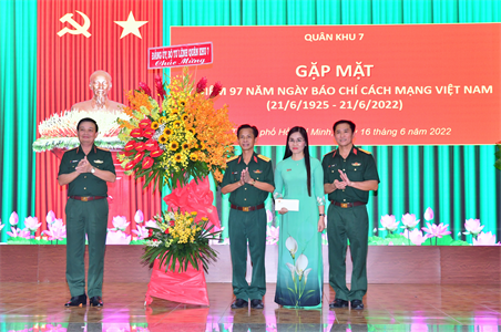 Cục Chính trị Quân khu 7 gặp mặt kỷ niệm 97 năm Ngày Báo chí Cách mạng Việt Nam