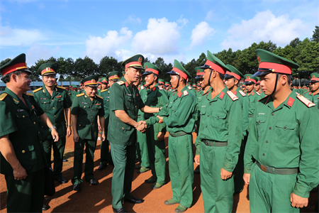 Sư đoàn 302 - Xứng danh đơn vị Anh hùng LLVT Nhân dân