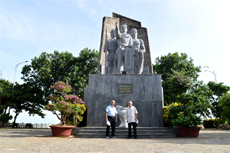 Lắng lòng trước Lý Sơn