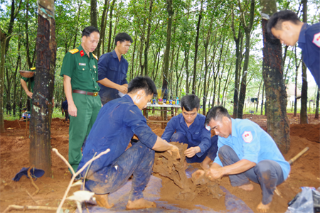Tỉnh Bình Phước phát hiện, cất bốc 13 hài cốt liệt sĩ