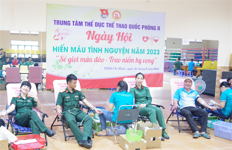 Trung tâm TDTT Quốc phòng II tổ chức hiến máu tình nguyện