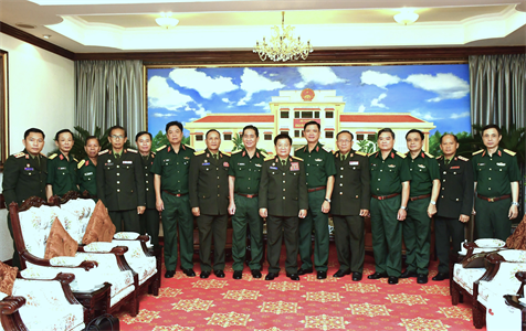 Trung tướng Nguyễn Trường Thắng, Tư lệnh Quân khu 7 tiếp đoàn Học viện Quốc phòng Cay-sỏn-Phôm-vi-hản Lào