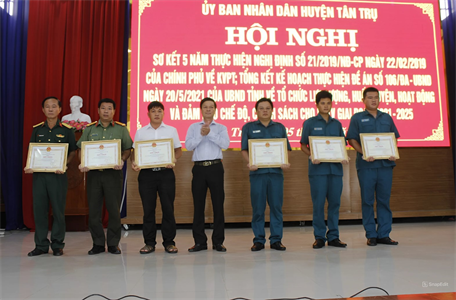 Huyện Tân Trụ sơ kết 5 năm thực hiện Nghị định của Chính phủ về khu vực phòng thủ